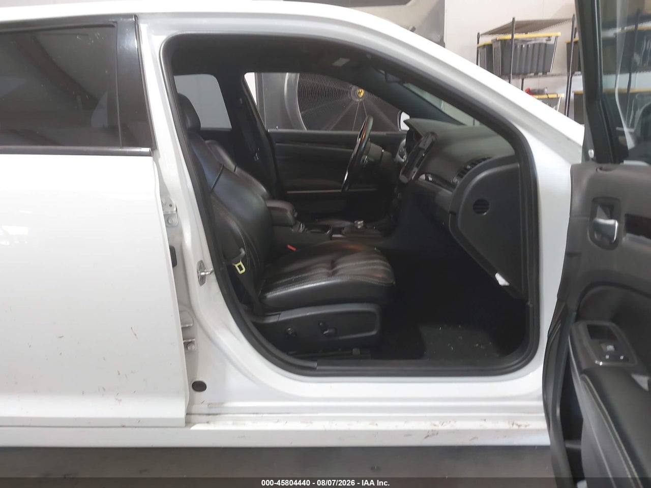 2019 CHRYSLER 300 300S · 5/11