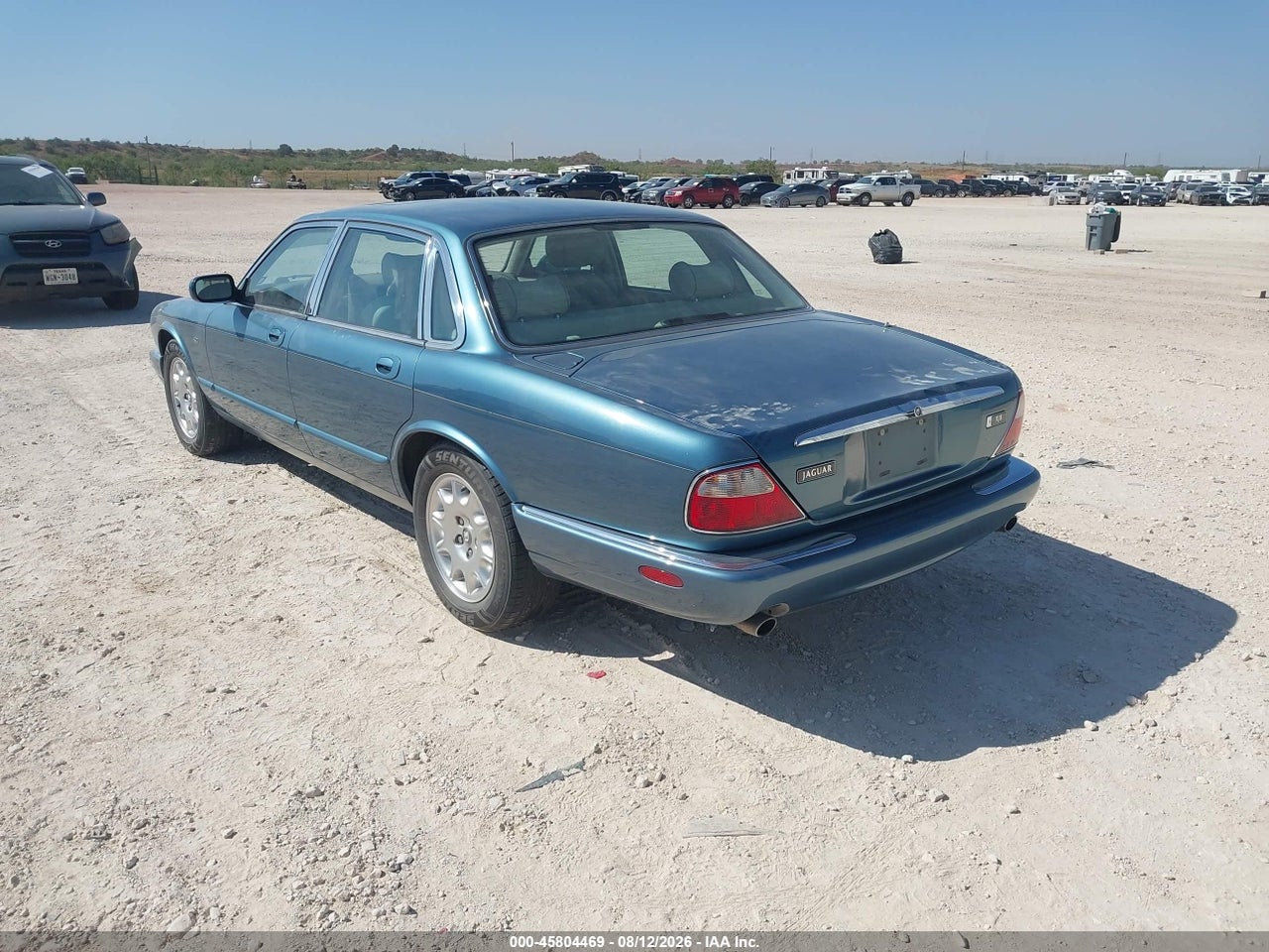 SAJDA14C0YL****** · 2000 JAGUAR XJ (A6) · 3/11