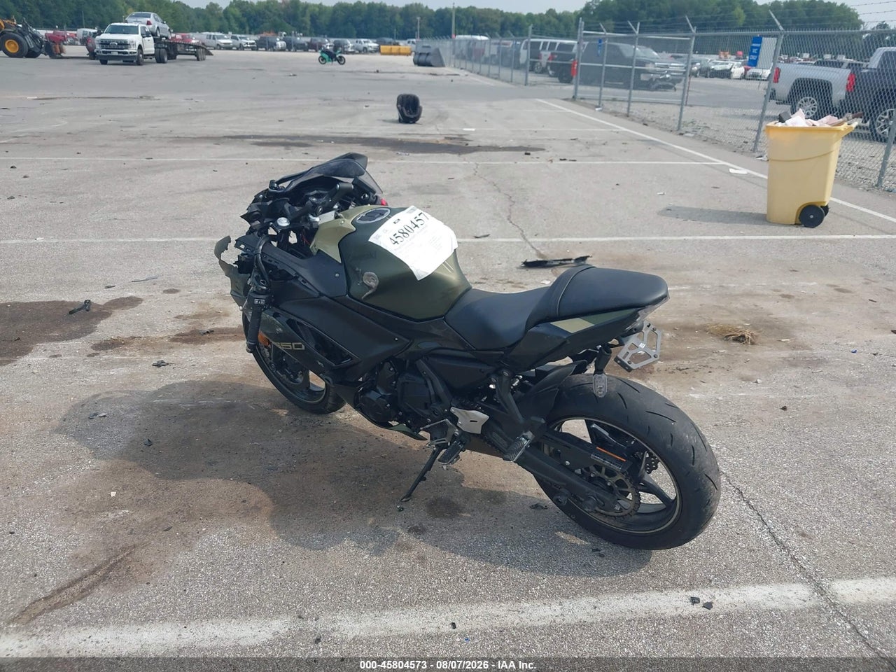2024 KAWASAKI EX650 R · 3/11