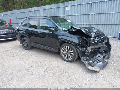 2025 SUBARU FORESTER TOURING