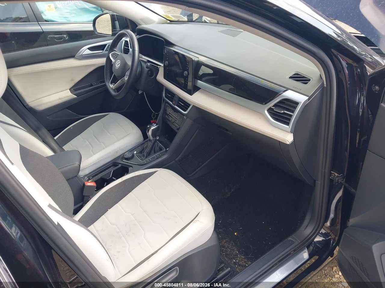 2025 VOLKSWAGEN TAOS 1.5T SE · 5/11