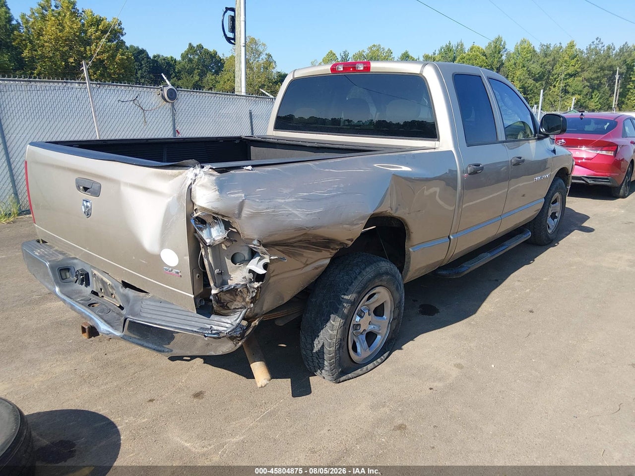 2005 DODGE RAM 1500 SLT/LARAMIE · 4/11