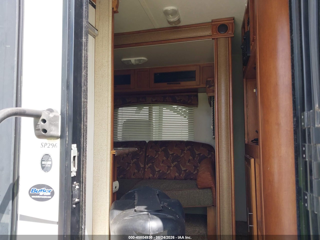 2012 FOREST RIVER SURVEYOR · 5/11