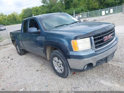 1GTEK19JX7Z****** · 2007 GMC SIERRA 1500 SLE1