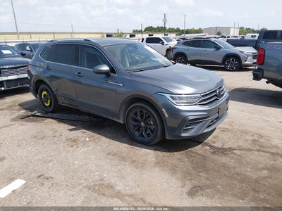 3VV3B7AX4PM****** · 2023 VOLKSWAGEN TIGUAN 2.0T SE