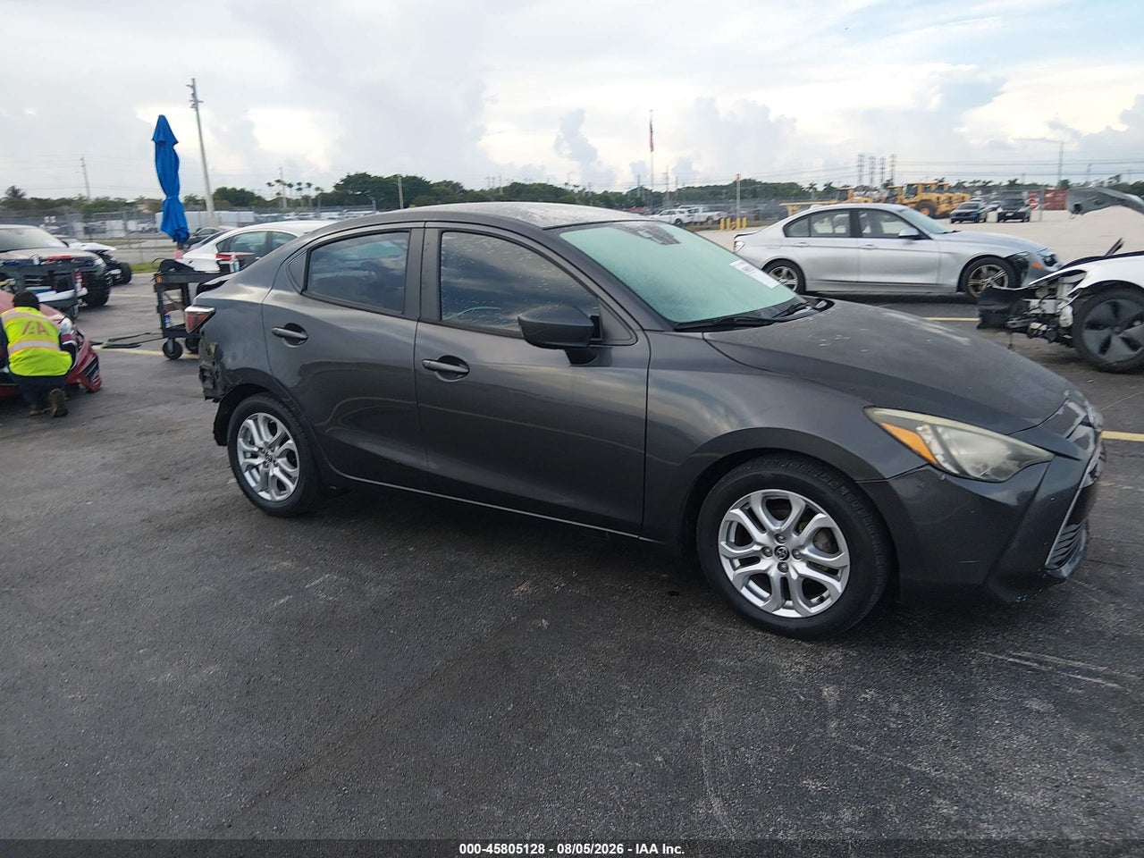 3MYDLBZV5GY****** · 2016 SCION IA