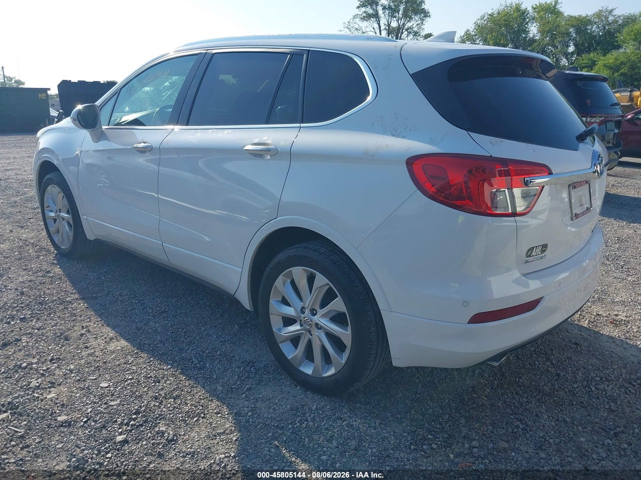 LRBFX3SX0JD****** · 2018 BUICK ENVISION PREMIUM I · 3/11