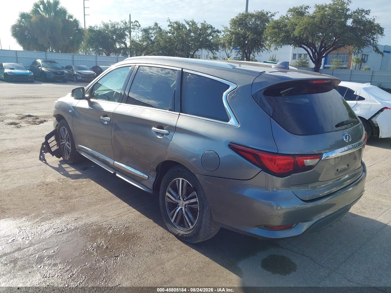 2017 INFINITI QX60 · 3/11