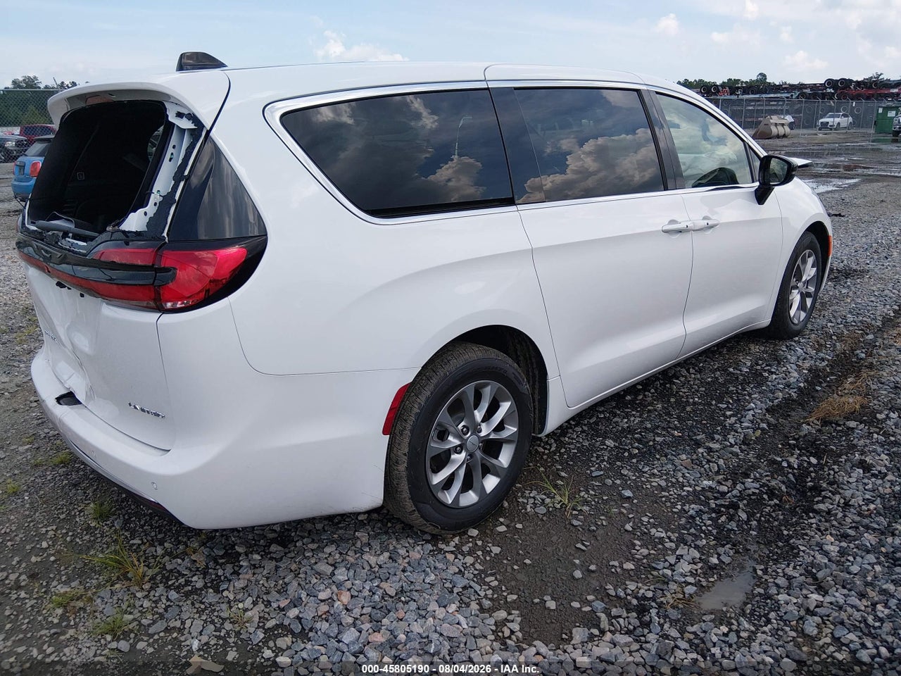 2C4RC1GG3VR****** · 2027 CHRYSLER PACIFICA · 4/11