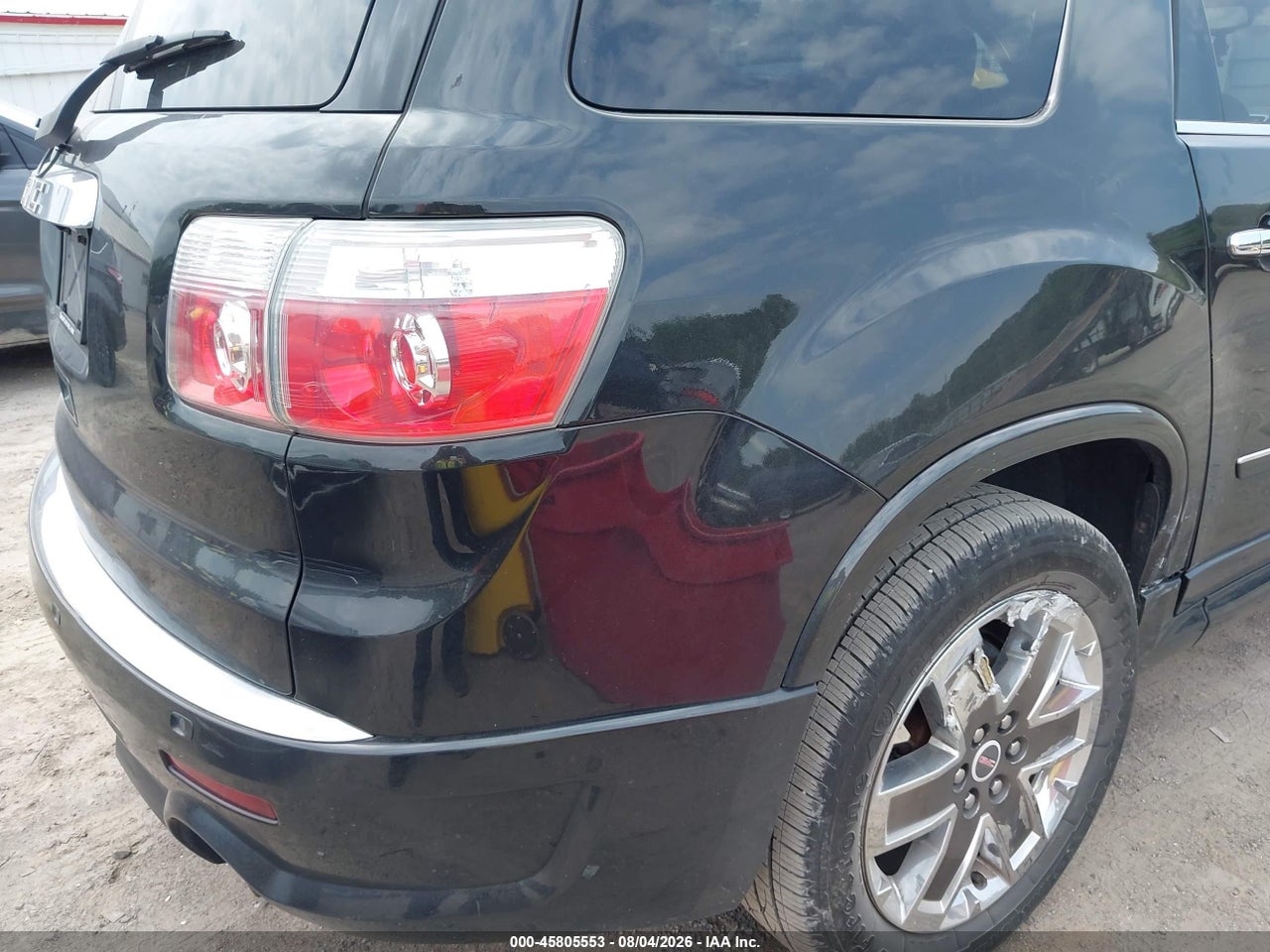 2011 GMC ACADIA DENALI · 4/11