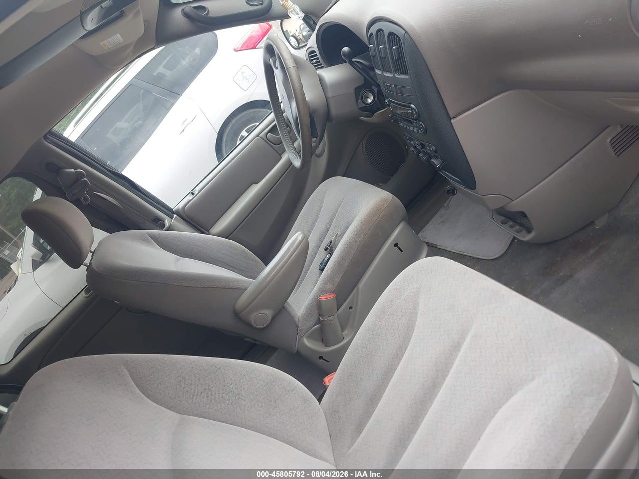 2D4GP44L53R****** · 2003 DODGE GRAND CARAVAN SPORT · 5/11