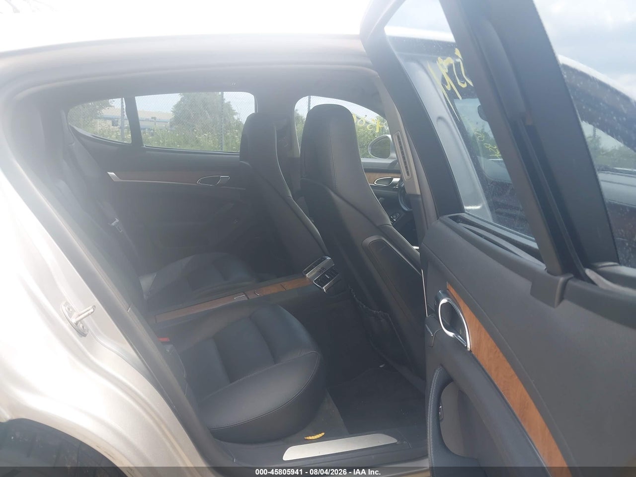 WP0AB2A70BL****** · 2011 PORSCHE PANAMERA S · 8/11