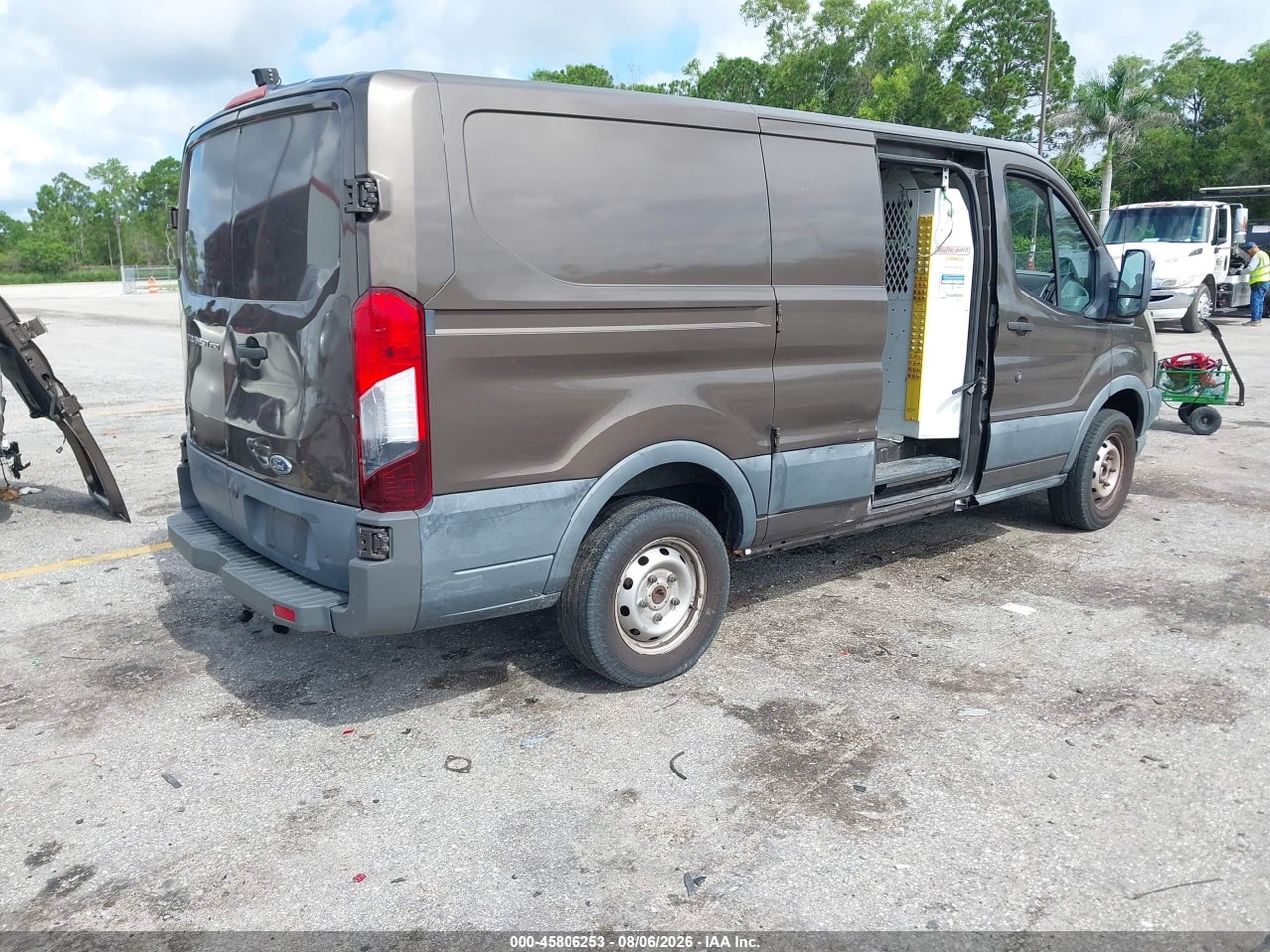 2016 FORD TRANSIT-250   · 4/11