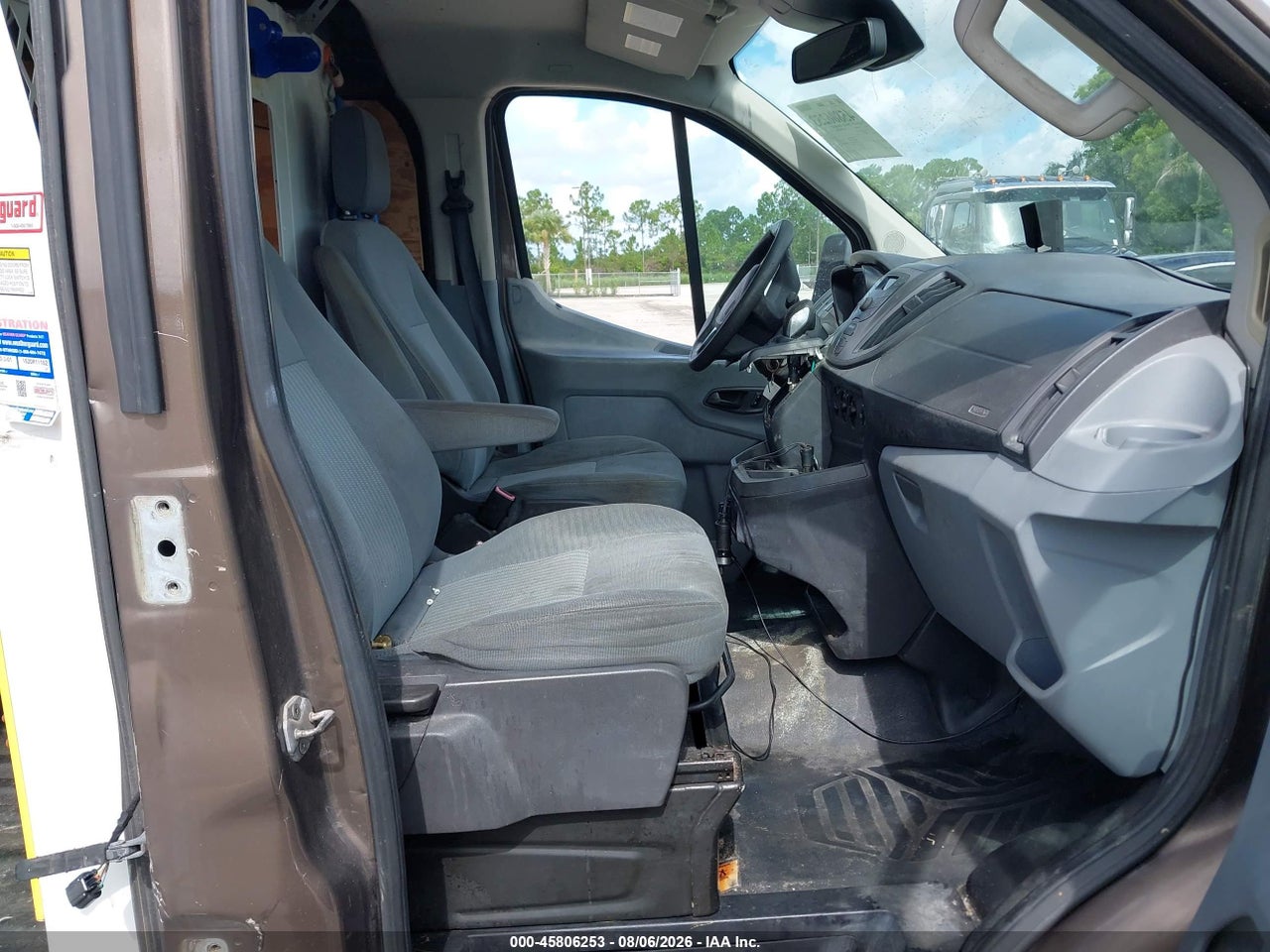 2016 FORD TRANSIT-250   · 5/11