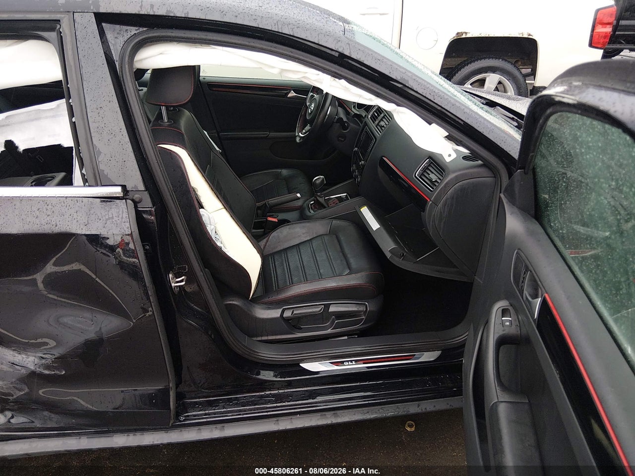 2017 VOLKSWAGEN JETTA GLI · 5/11