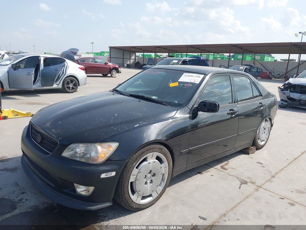 2002 LEXUS IS 300 BASE W/5-SPEED MANUAL · 2/11