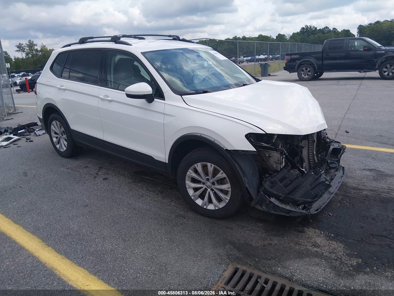 3VV0B7AX9LM****** · 2020 VOLKSWAGEN TIGUAN 2.0T S