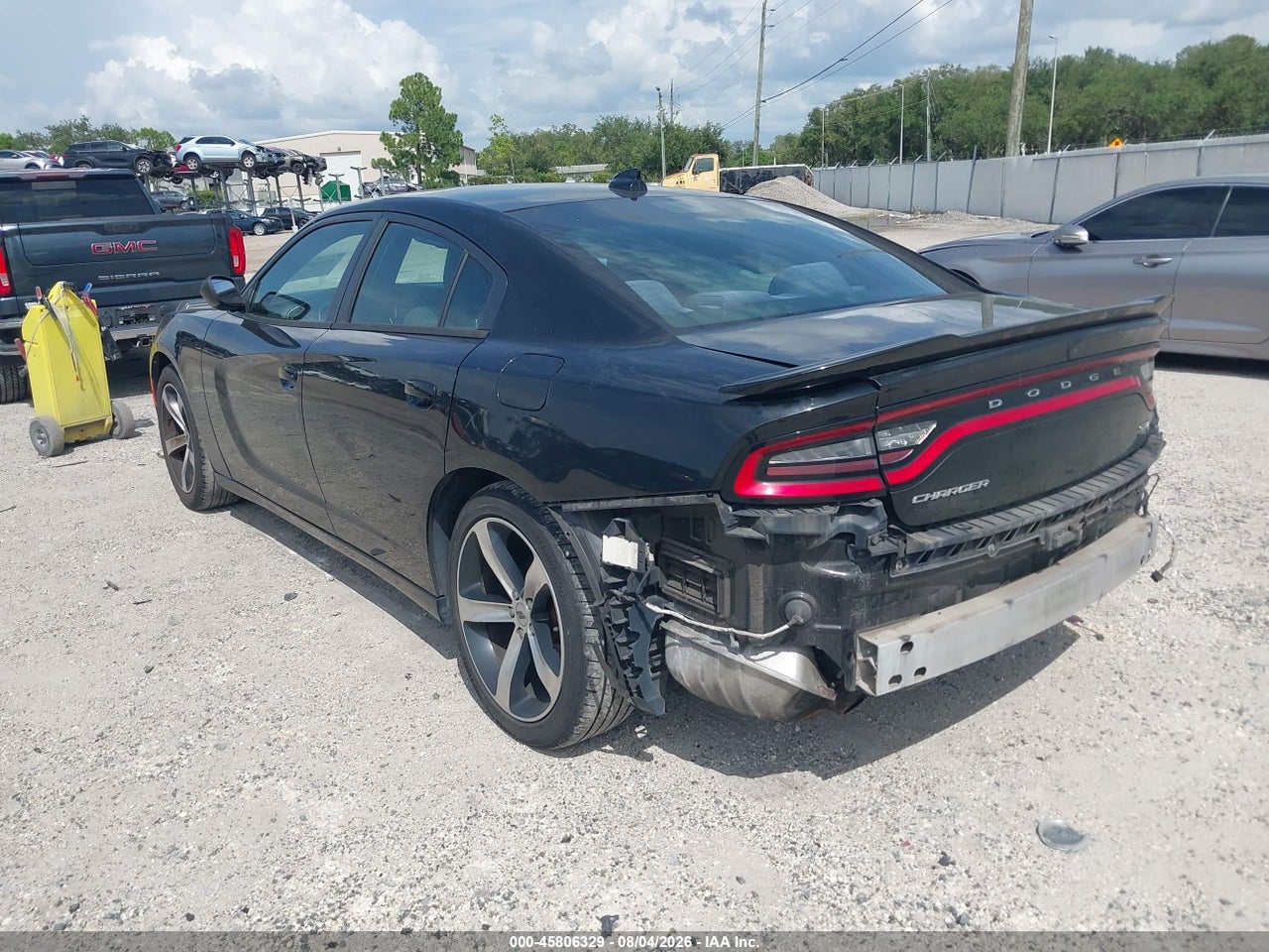 2017 DODGE CHARGER SXT RWD · 3/11