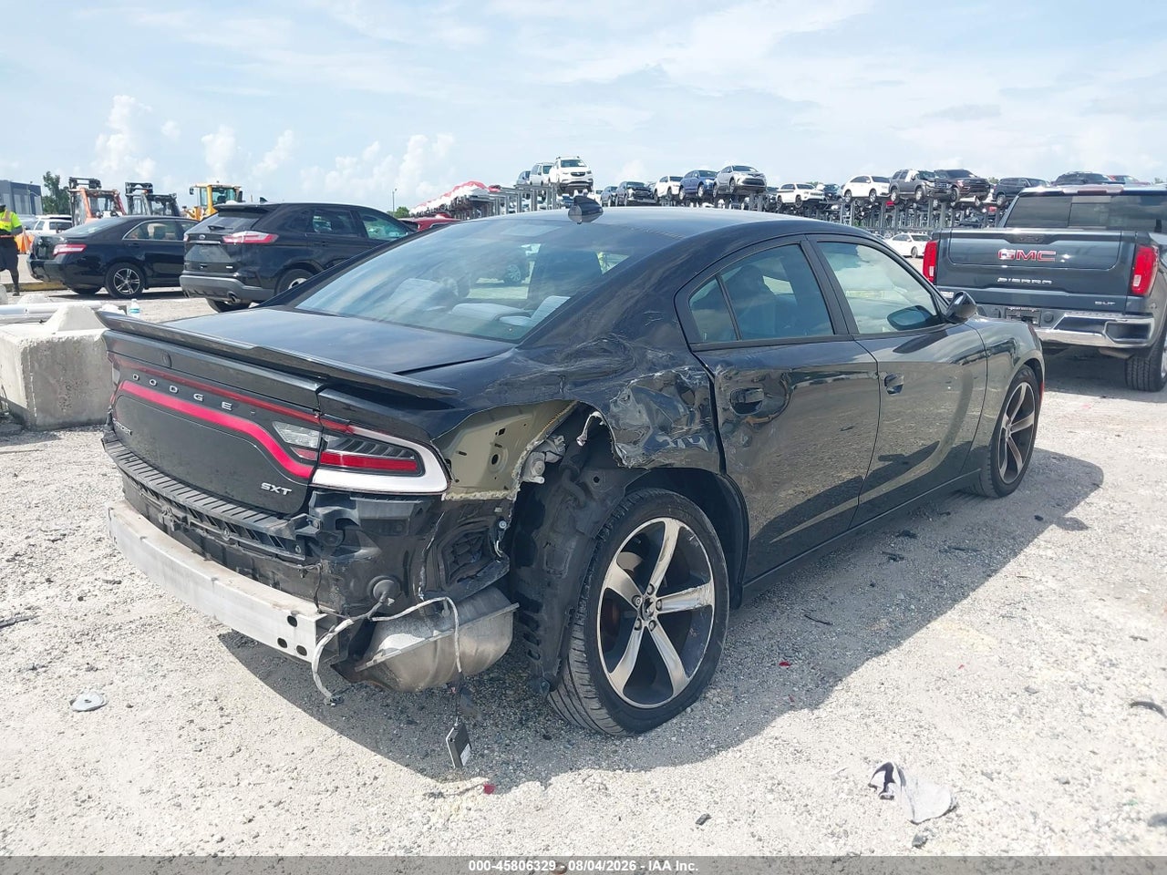 2017 DODGE CHARGER SXT RWD · 4/11