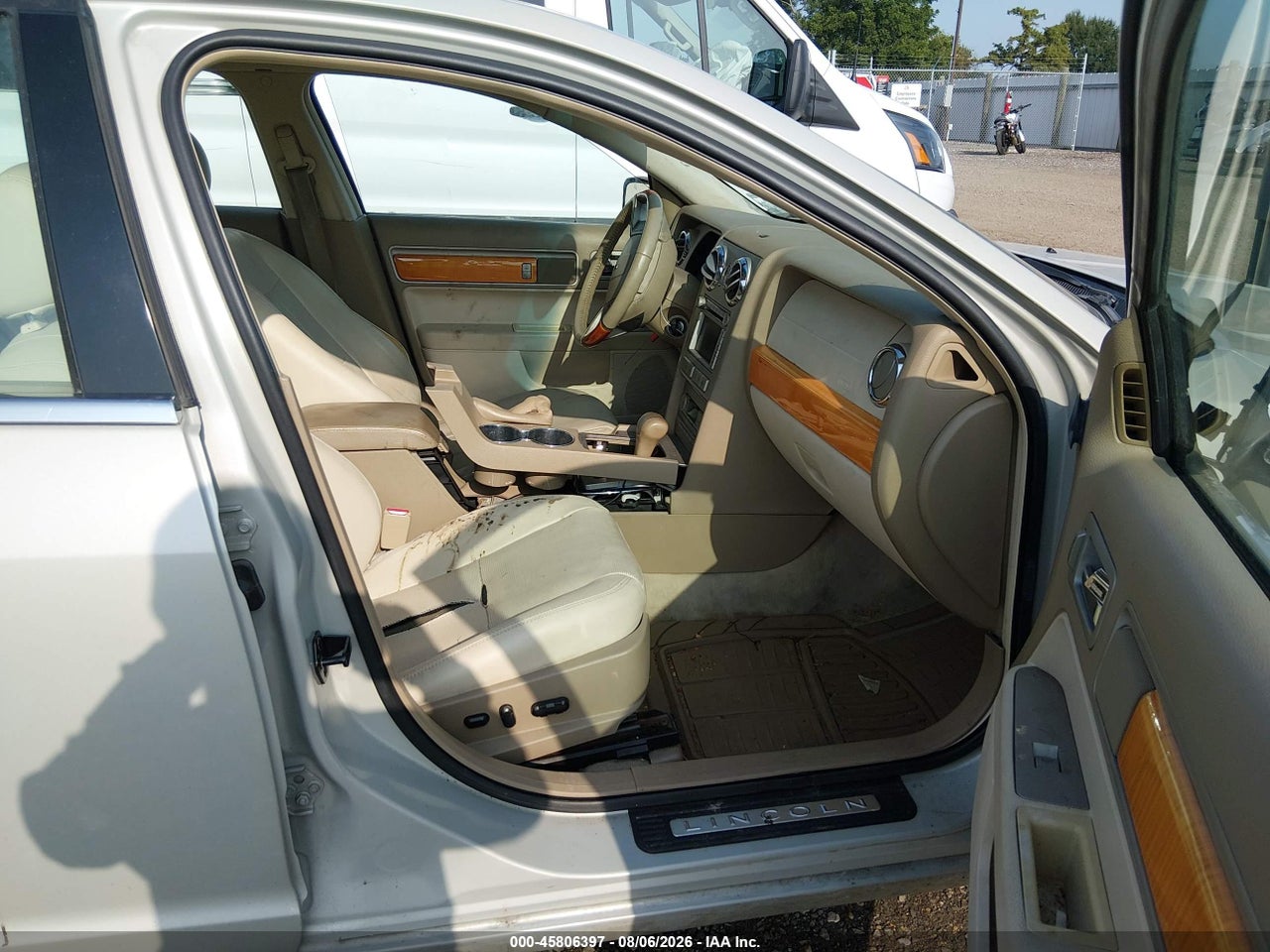2006 LINCOLN ZEPHYR · 5/11
