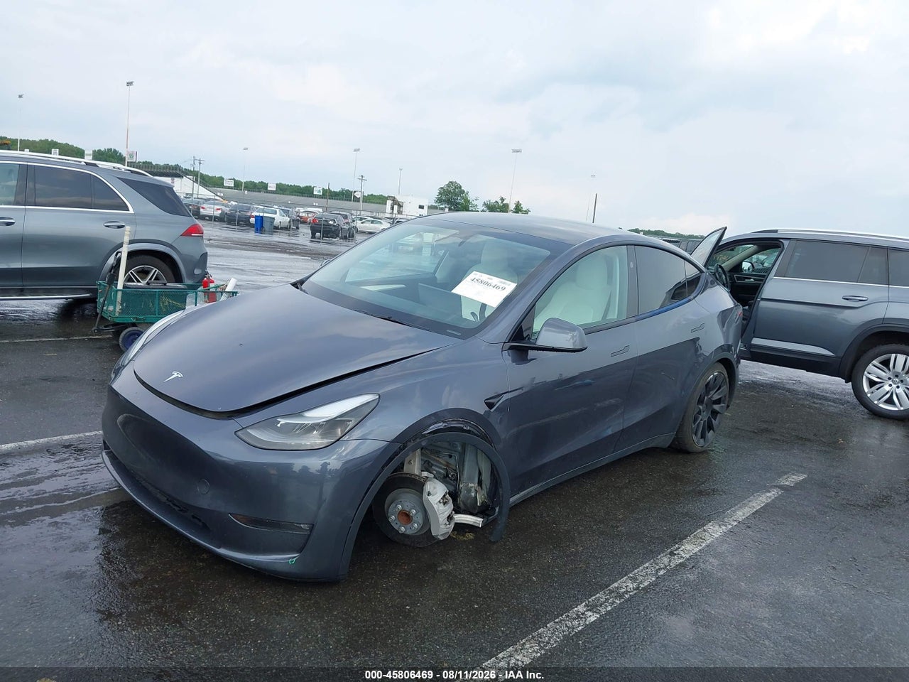 2023 TESLA MODEL Y RWD · 2/9