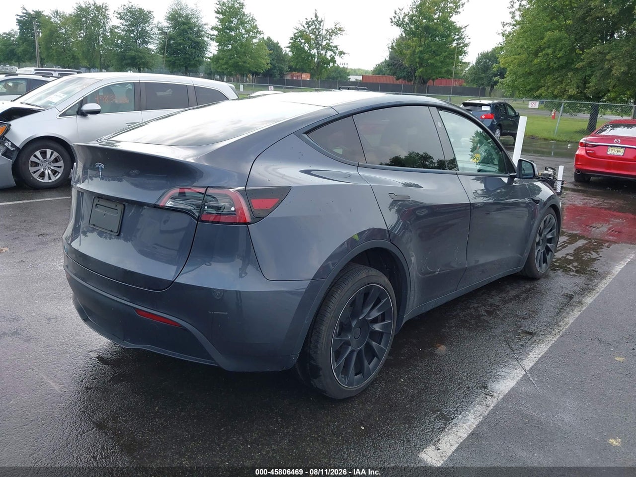 2023 TESLA MODEL Y RWD · 4/9