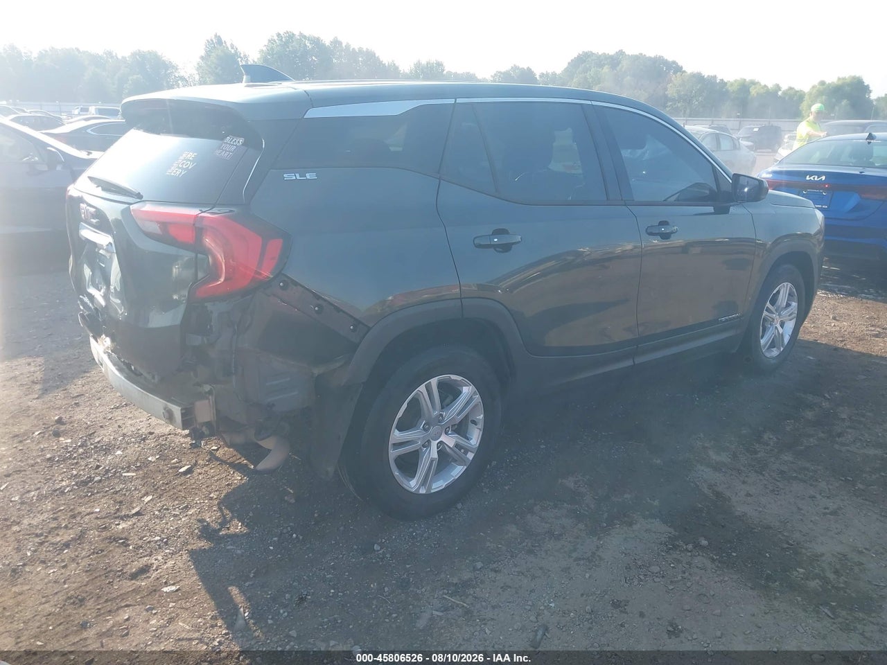 2020 GMC TERRAIN FWD SLE · 4/11