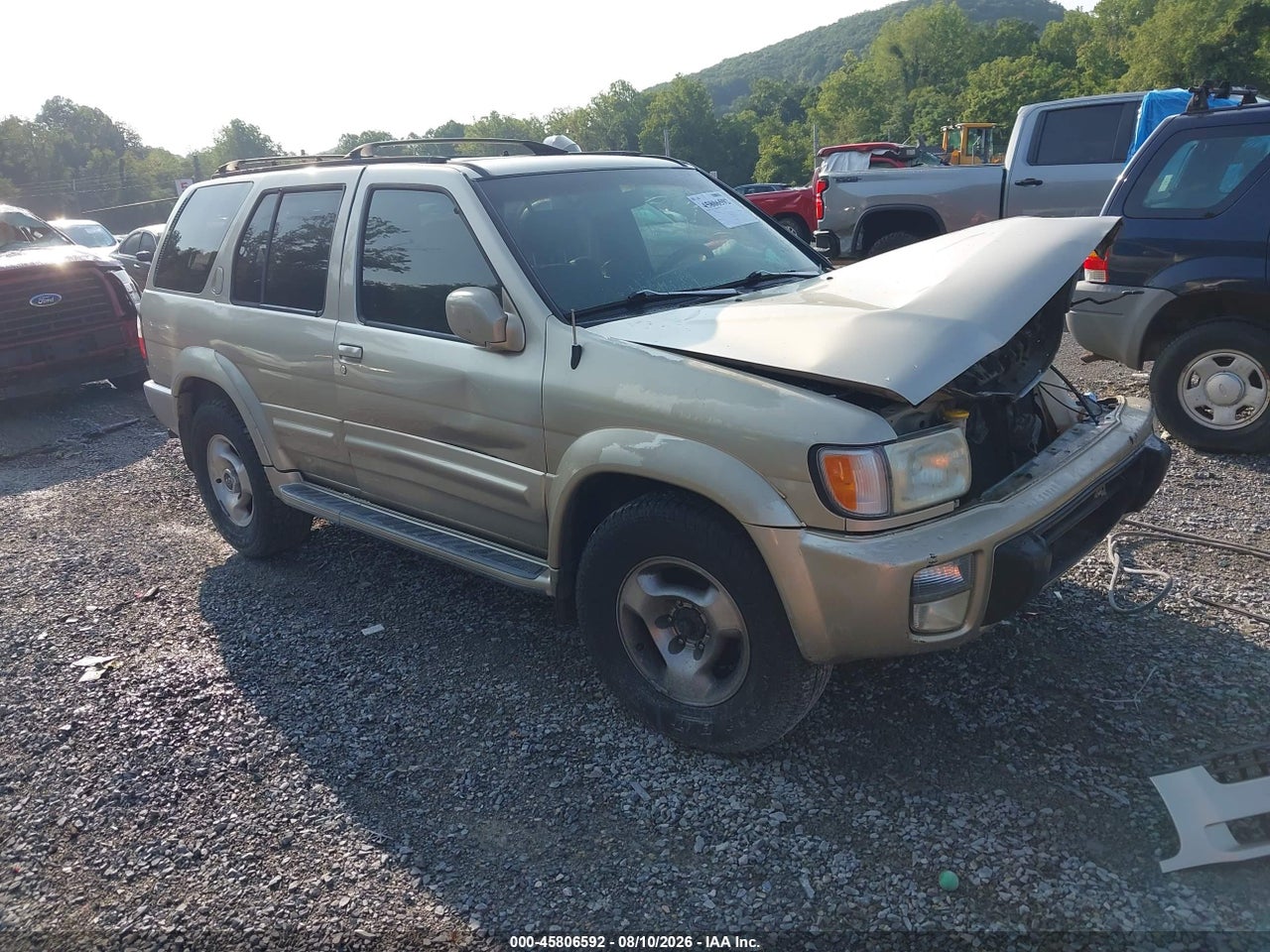 1999 INFINITI QX4 LUXURY