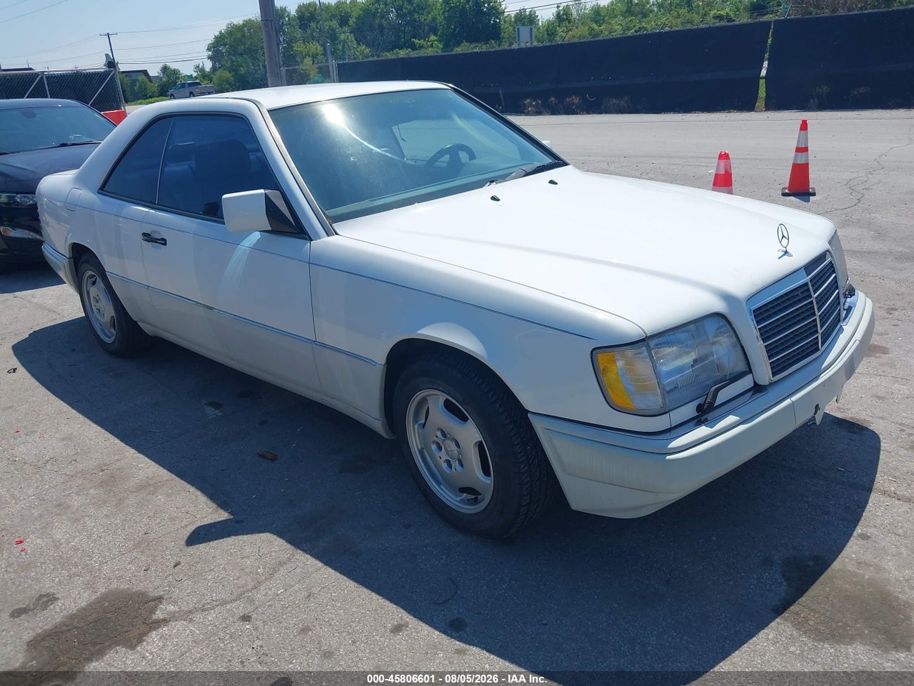 1994 MERCEDES-BENZ E 320