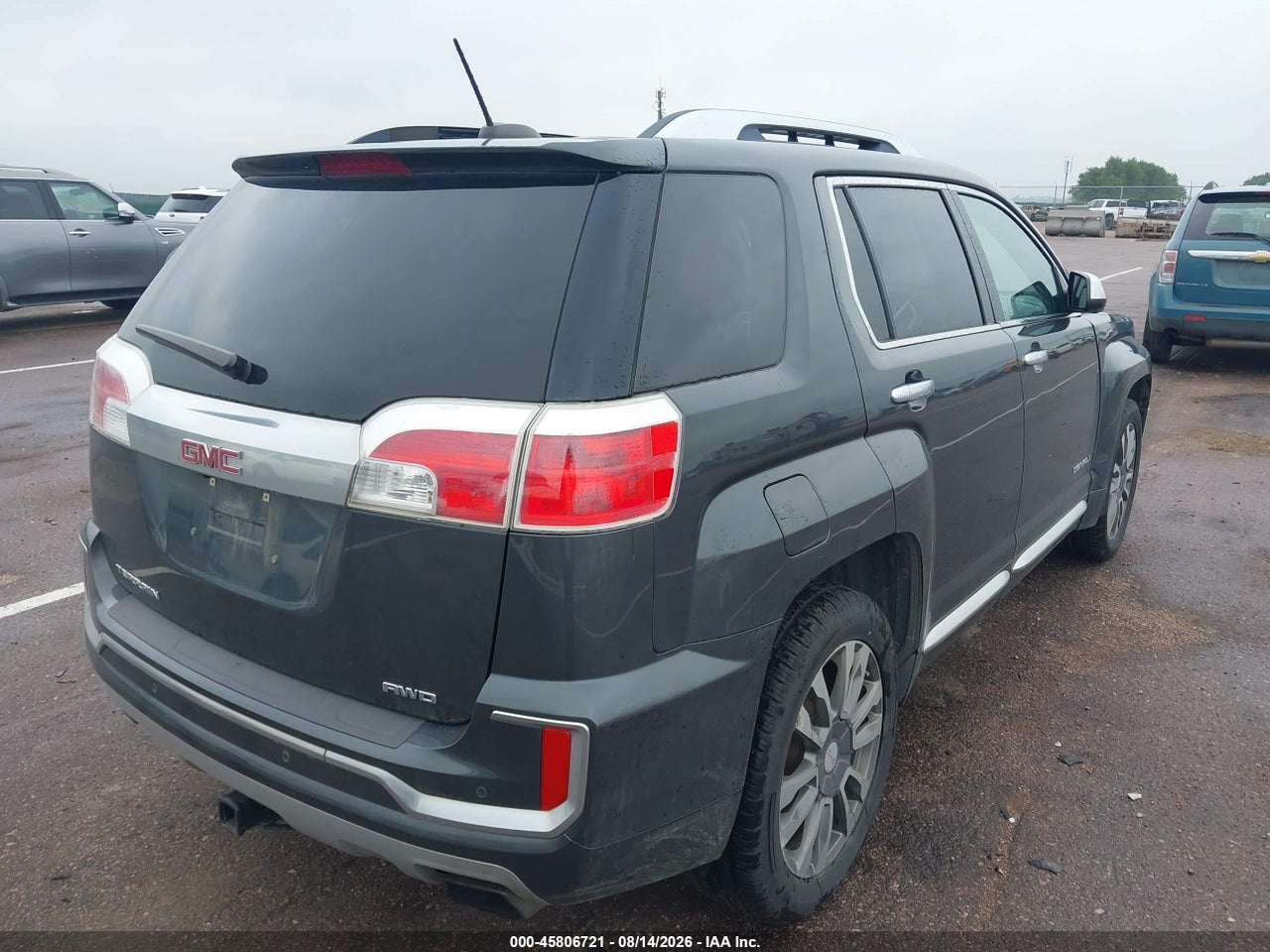 2017 GMC TERRAIN DENALI · 4/11