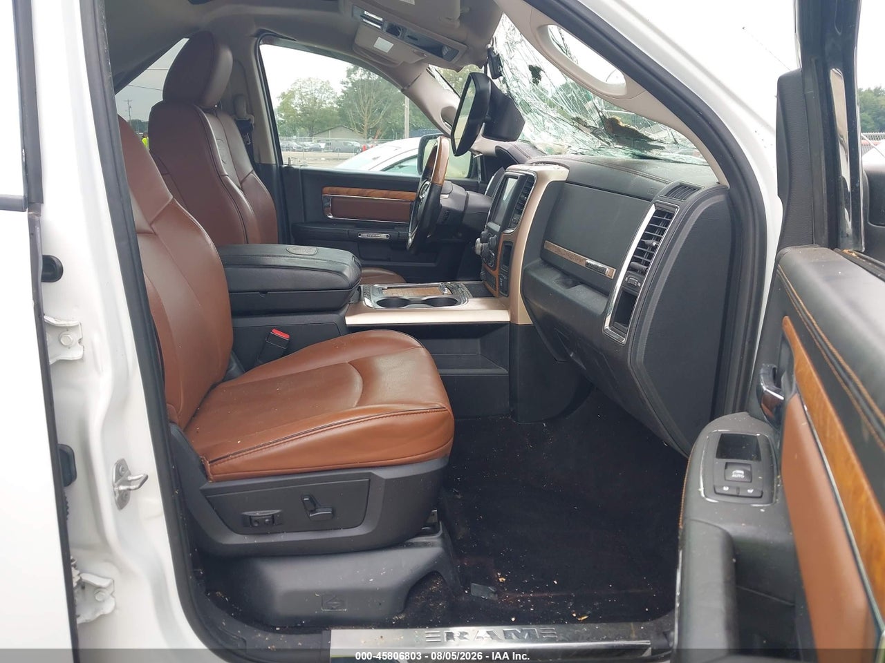 2016 RAM 1500 LONGHORN · 5/11