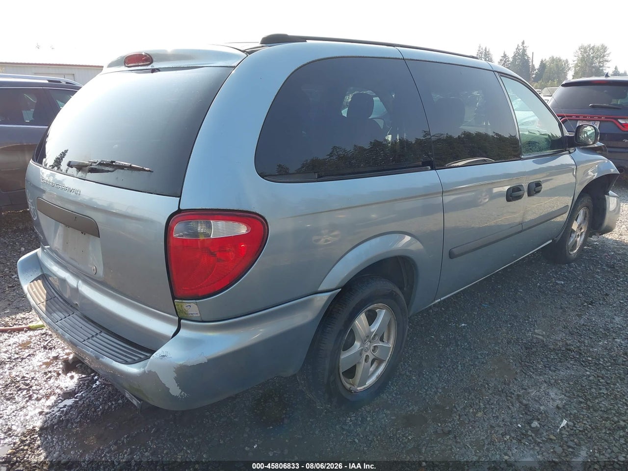 2005 DODGE GRAND CARAVAN SE · 4/11