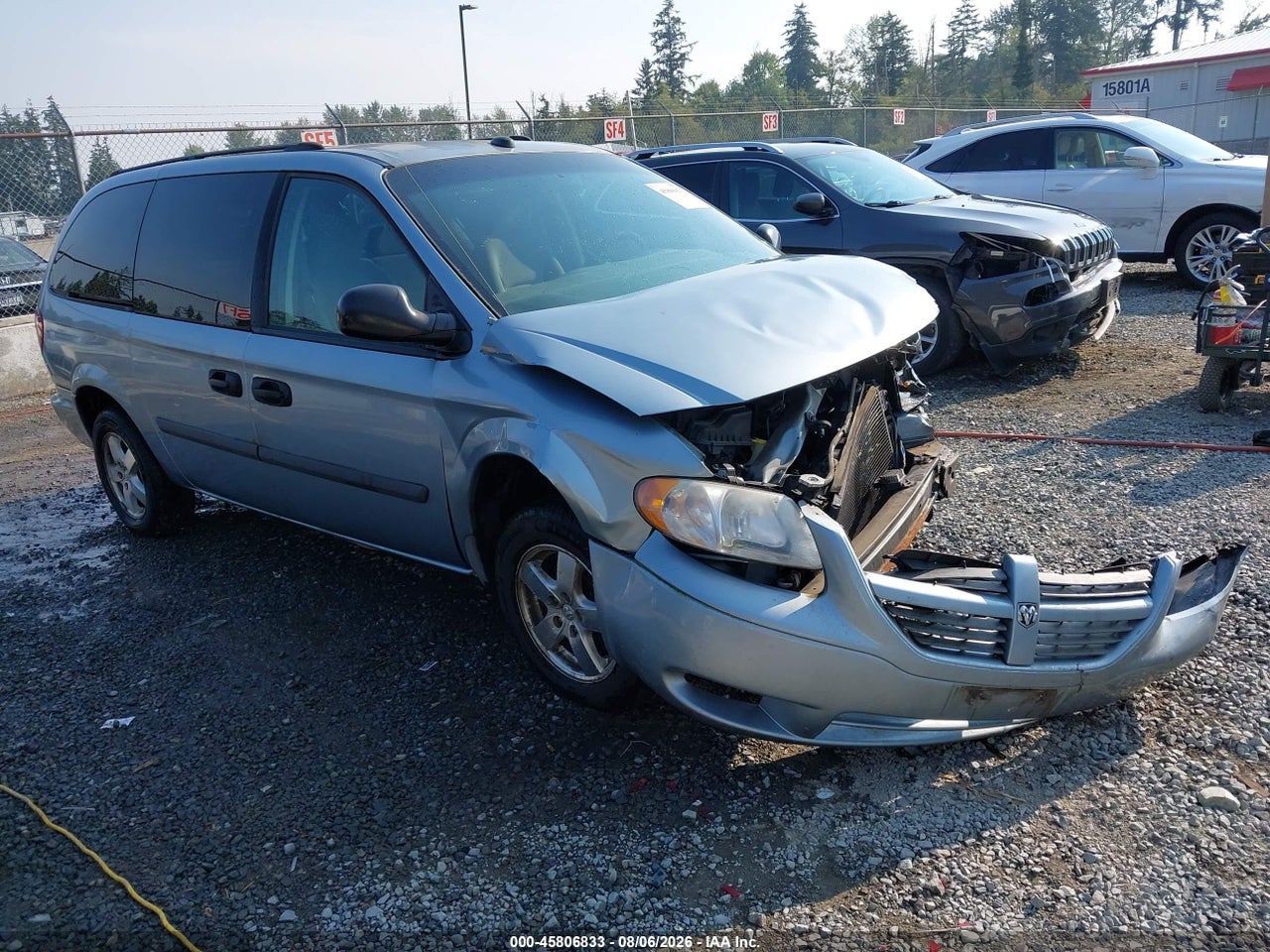 2005 DODGE GRAND CARAVAN SE