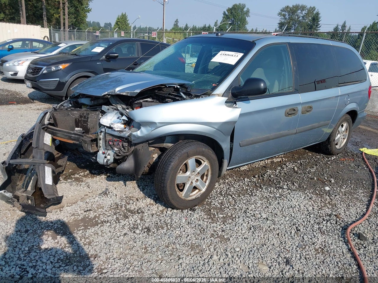 2005 DODGE GRAND CARAVAN SE · 2/11