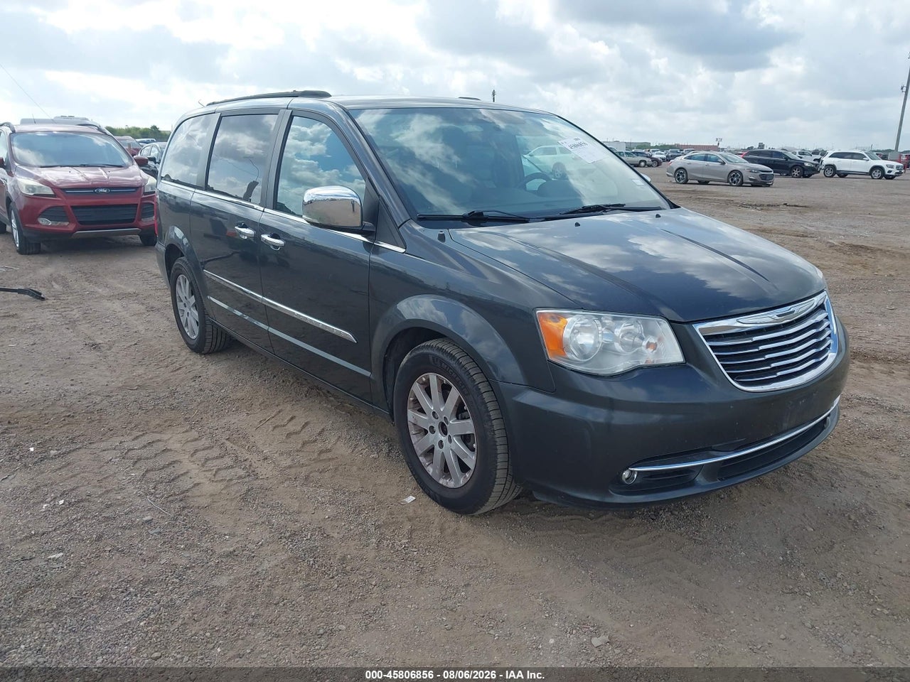 2A4RR8DG5BR****** · 2011 CHRYSLER TOWN &amp; COUNTRY TOURING-L