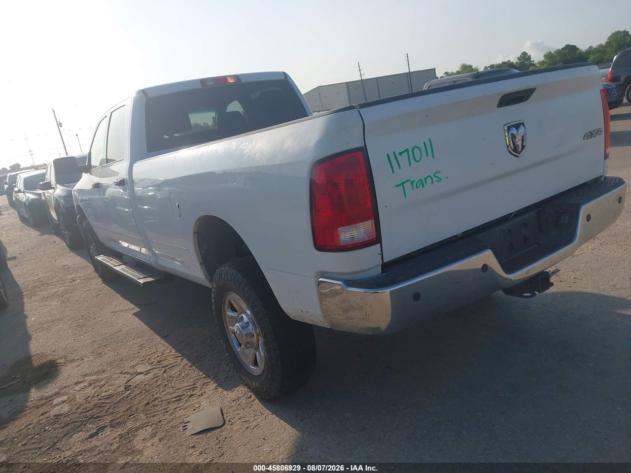 2018 RAM 2500 TRADESMAN  4X4 8' BOX · 3/11