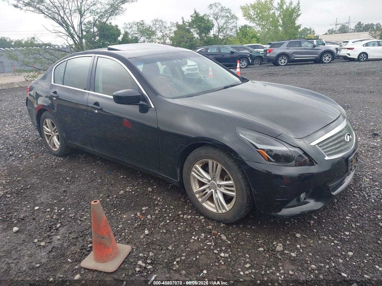 2013 INFINITI G37X  