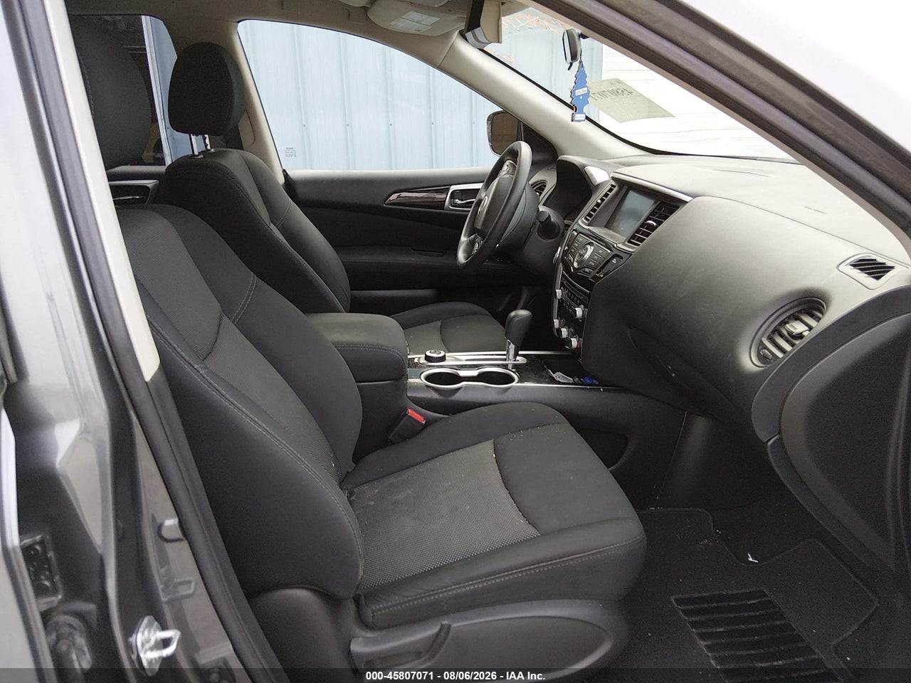 2017 NISSAN PATHFINDER S · 5/11