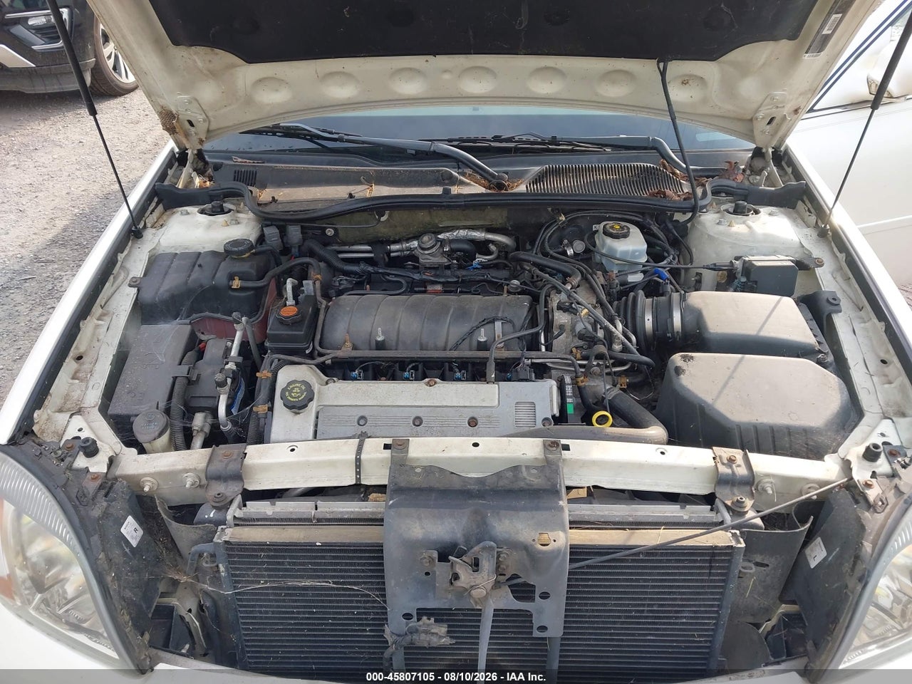 1G6KD54Y1YU****** · 2000 CADILLAC DEVILLE STANDARD · 10/11