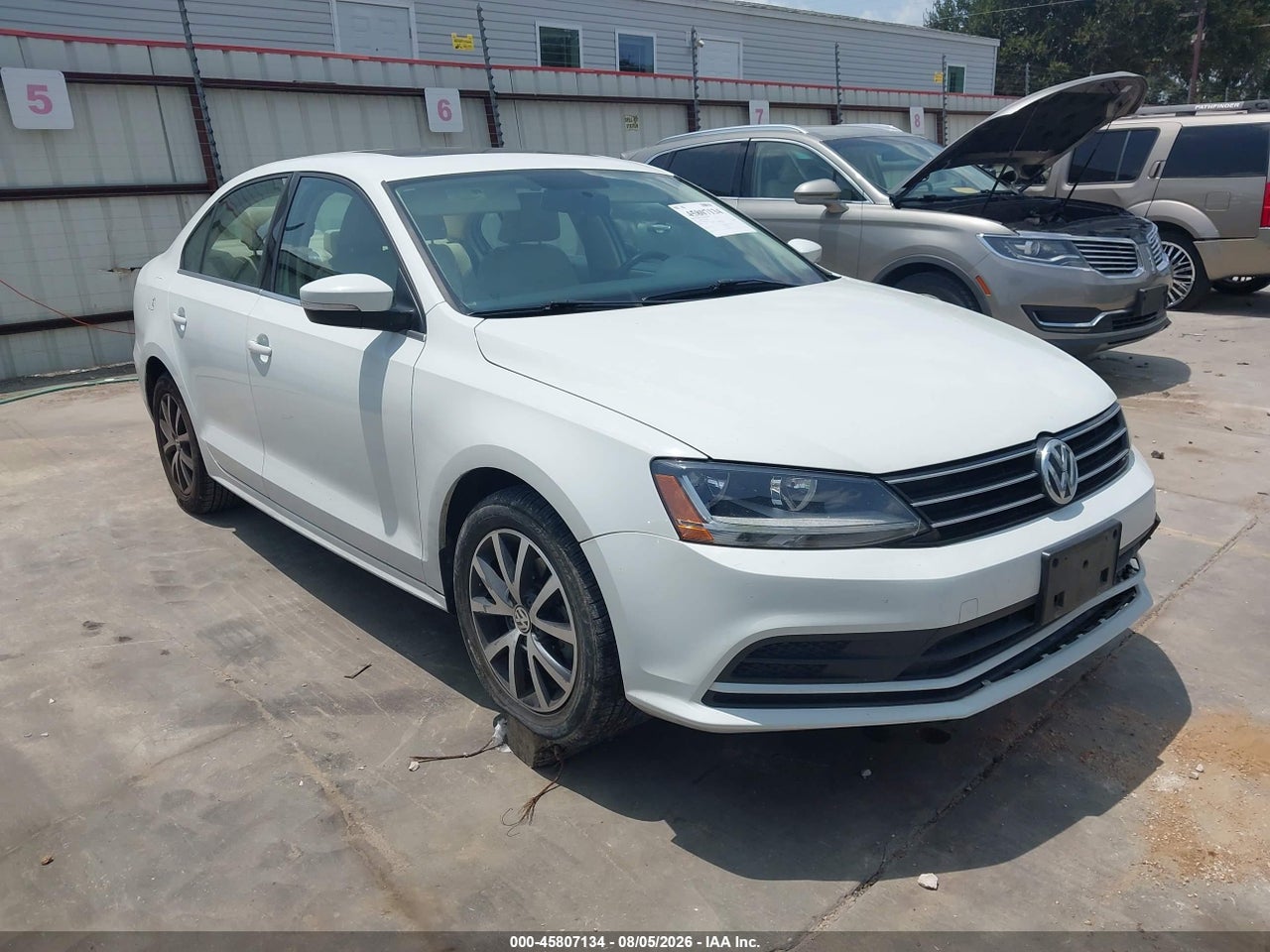 3VWDB7AJ6HM****** · 2017 VOLKSWAGEN JETTA 1.4T SE
