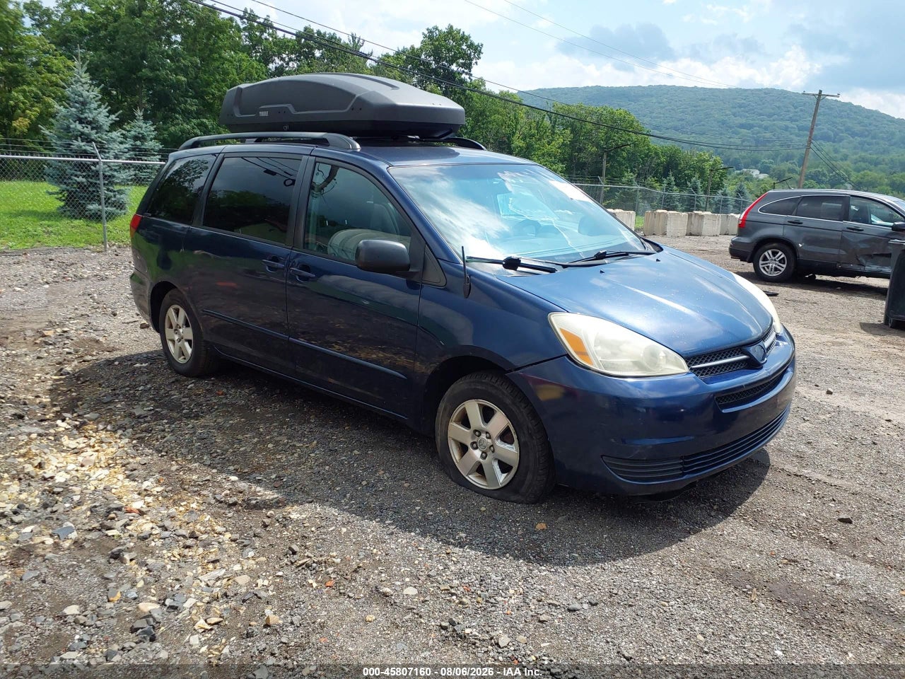 5TDZA23C25S****** · 2005 TOYOTA SIENNA LE