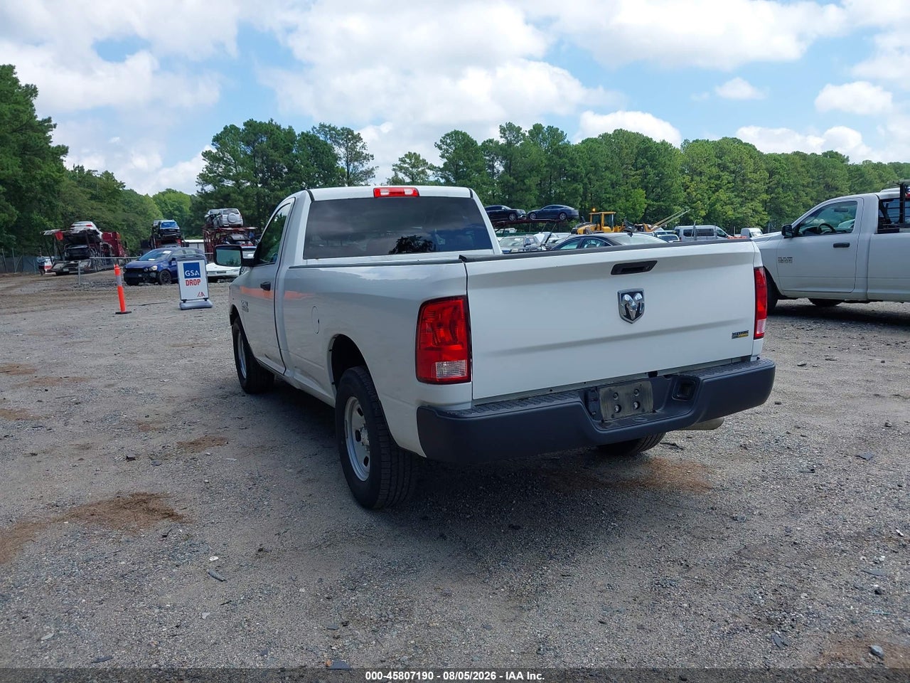 2017 RAM 1500 TRADESMAN  4X2 8' BOX · 3/11