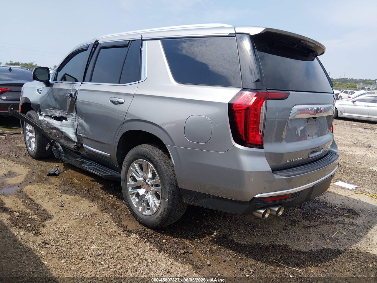 2023 GMC YUKON 4WD DENALI · 3/11