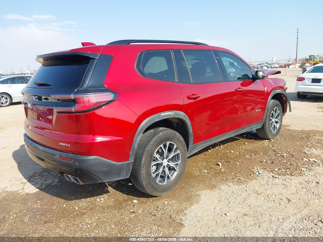 2025 GMC ACADIA AWD AT4 · 4/11