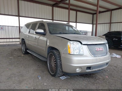 1GKS1MEF6ER****** · 2014 GMC YUKON XL 1500 DENALI
