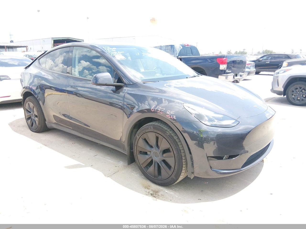 7SAYGDED8SF****** · 2025 TESLA MODEL Y LONG RANGE DUAL MOTOR REAR-WHEEL DRIVE