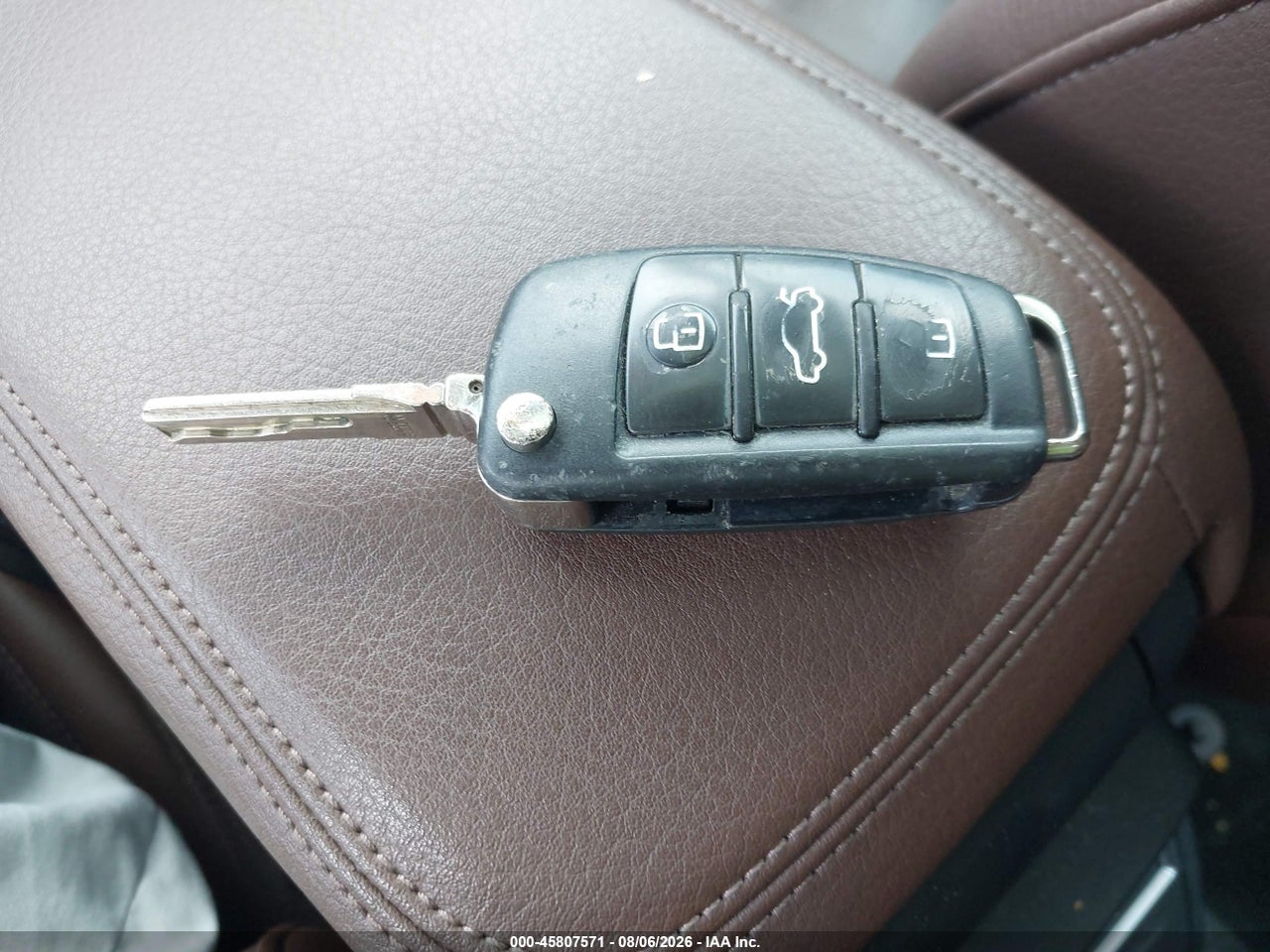 WAUB8GFF7G1****** · 2016 AUDI A3 2.0T PREMIUM · 11/11