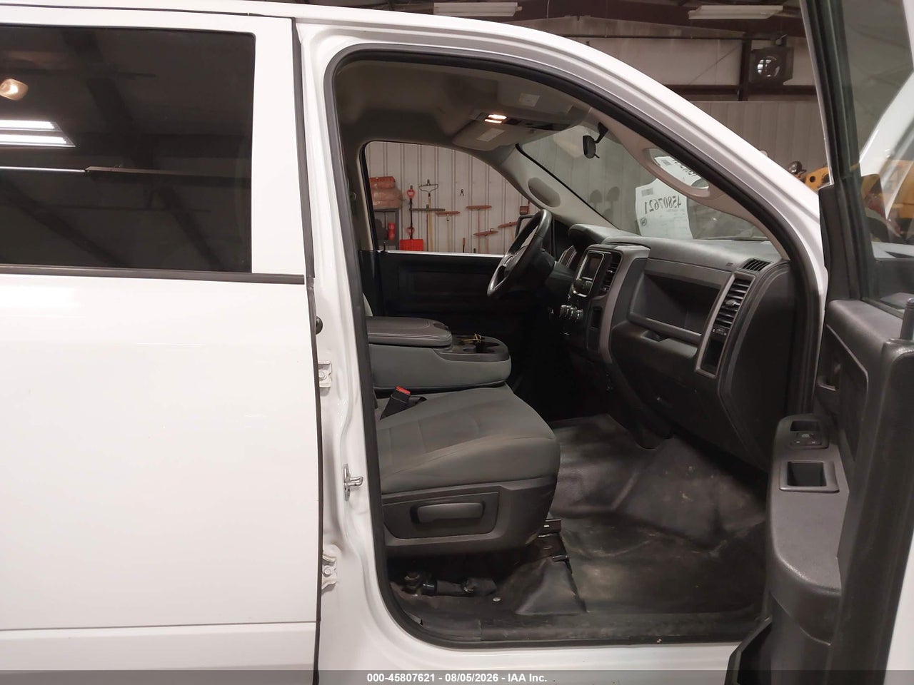 2018 RAM 1500 TRADESMAN  4X4 5'7 BOX · 5/11