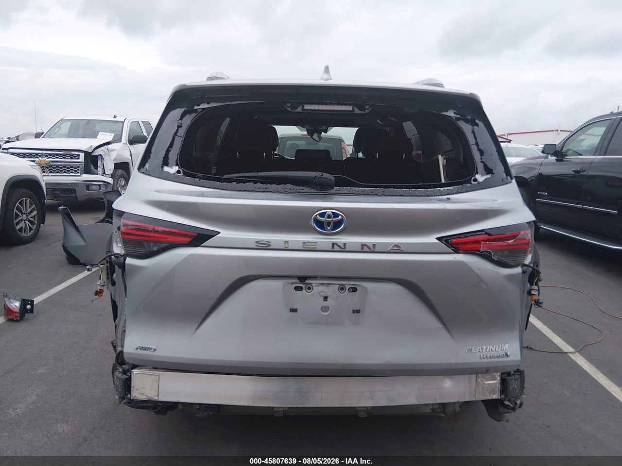 2024 TOYOTA SIENNA PLATINUM · 6/11