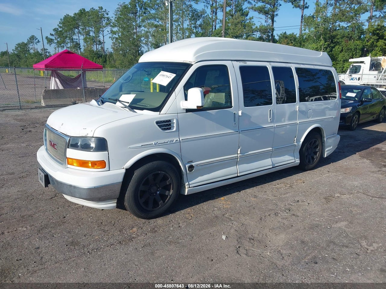 2011 GMC SAVANA 1500 UPFITTER · 2/11